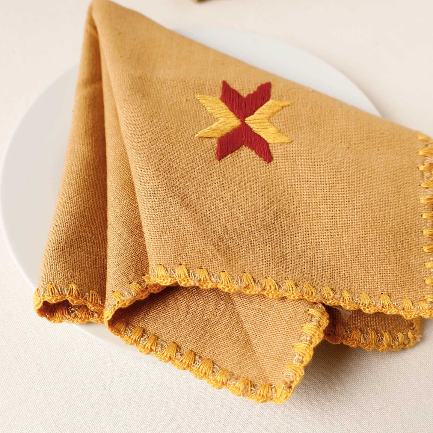 embroidery table napkin