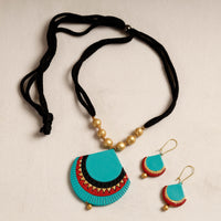 handpainted terracotta necklace set