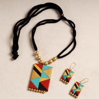 handpainted terracotta necklace set