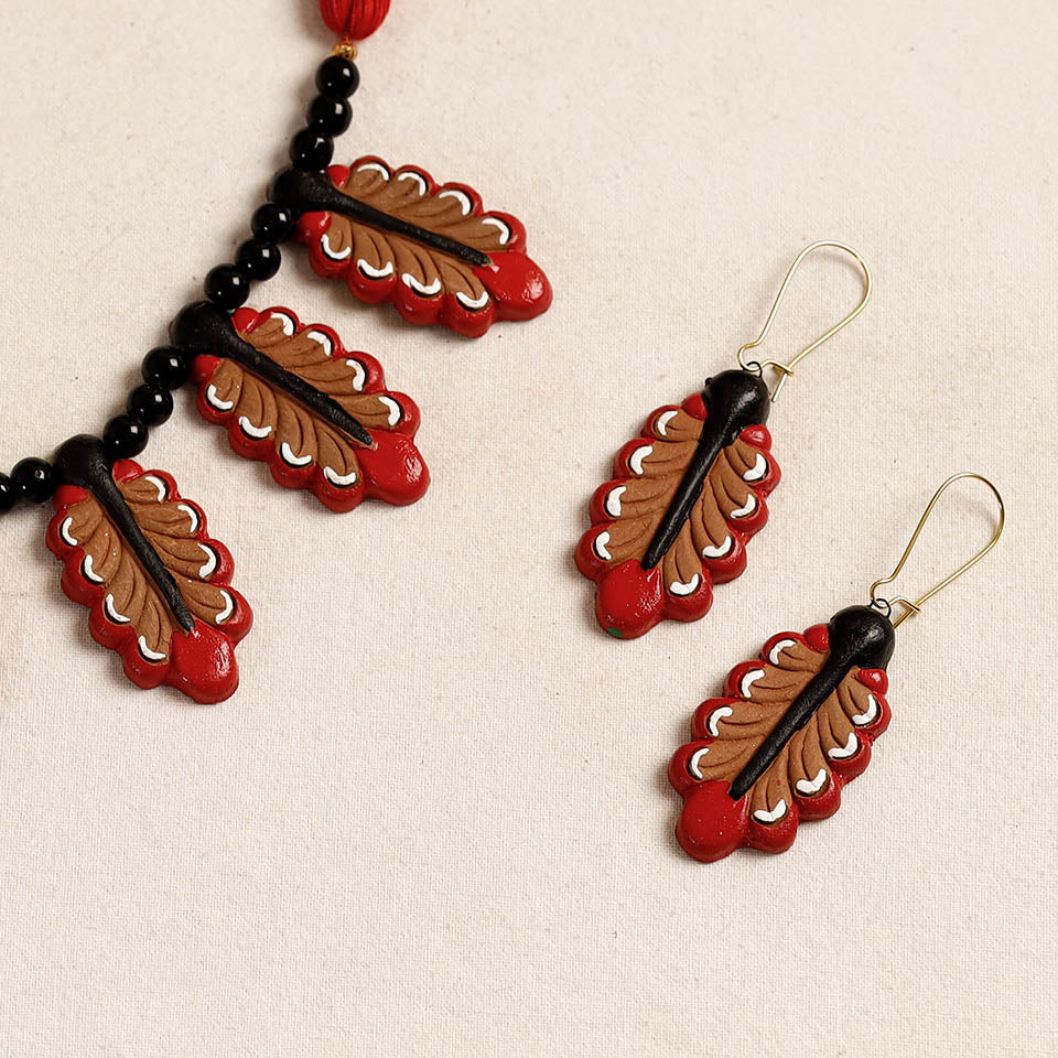 handpainted terracotta necklace set