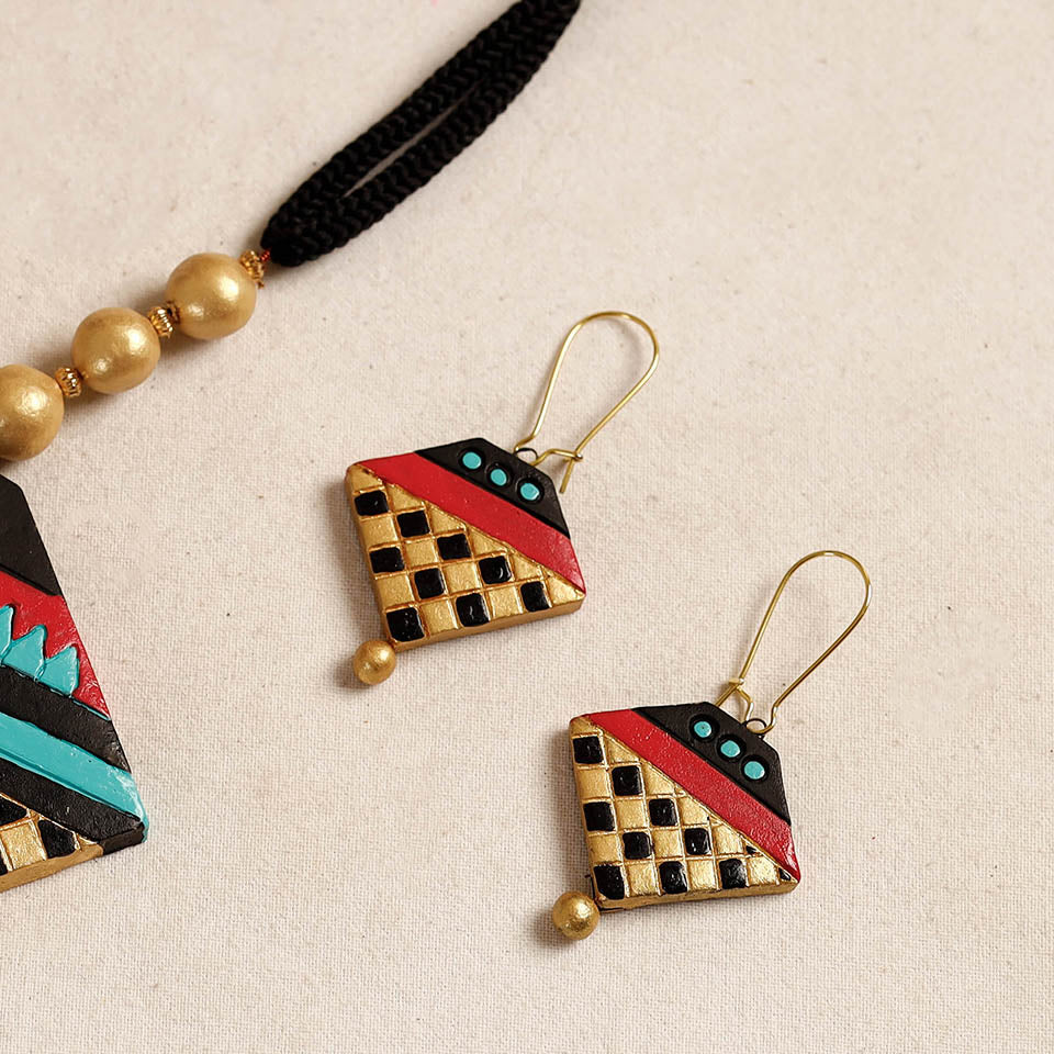 handpainted terracotta necklace set