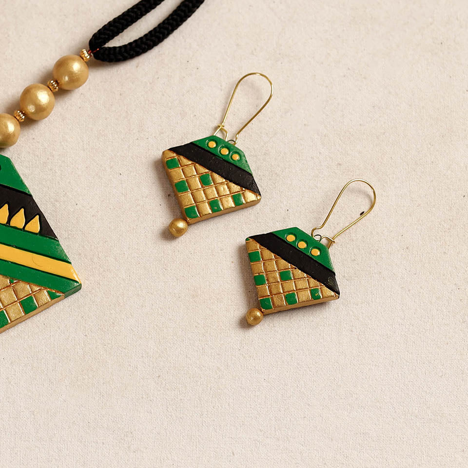 handpainted terracotta necklace set