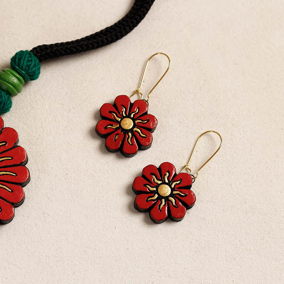 handpainted terracotta necklace set