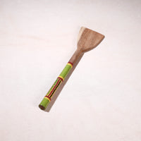 lacquered wooden spatula