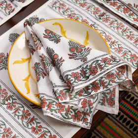 Multicolor Sanganeri Print Cotton Table Runner with Mats & Napkins