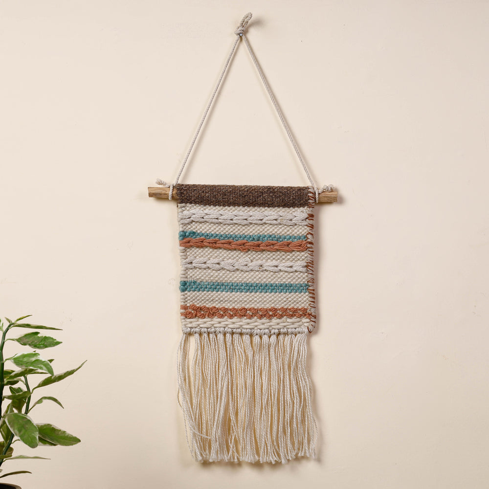 handwoven wall hanging 