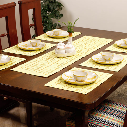 Applique Cut Work Cotton Table Runner with Table Mats (set of 6)