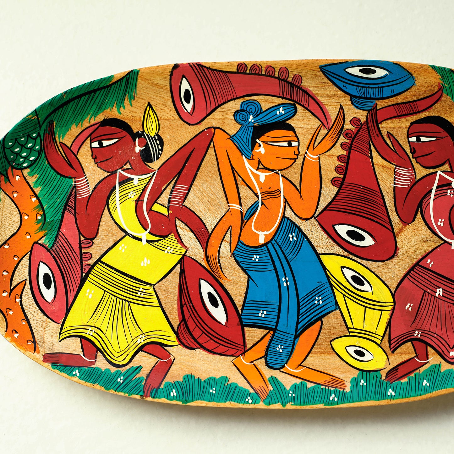 Traditional Pattachitra Painted Akashmoni Wooden Tray (7 x 12 in)
