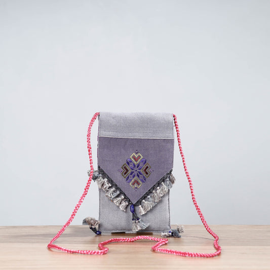 embroidery mobile sling pouch 