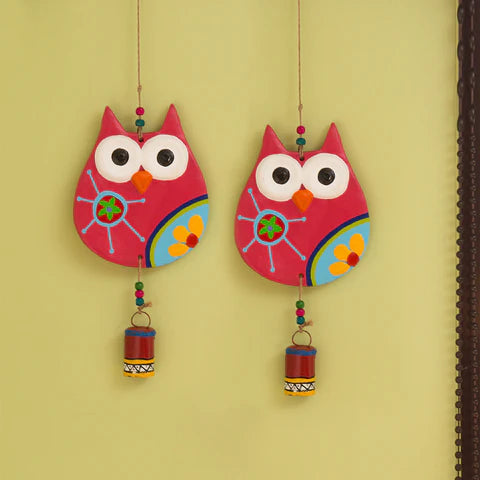 Add charm to your home decor with handcrafted wall hangings