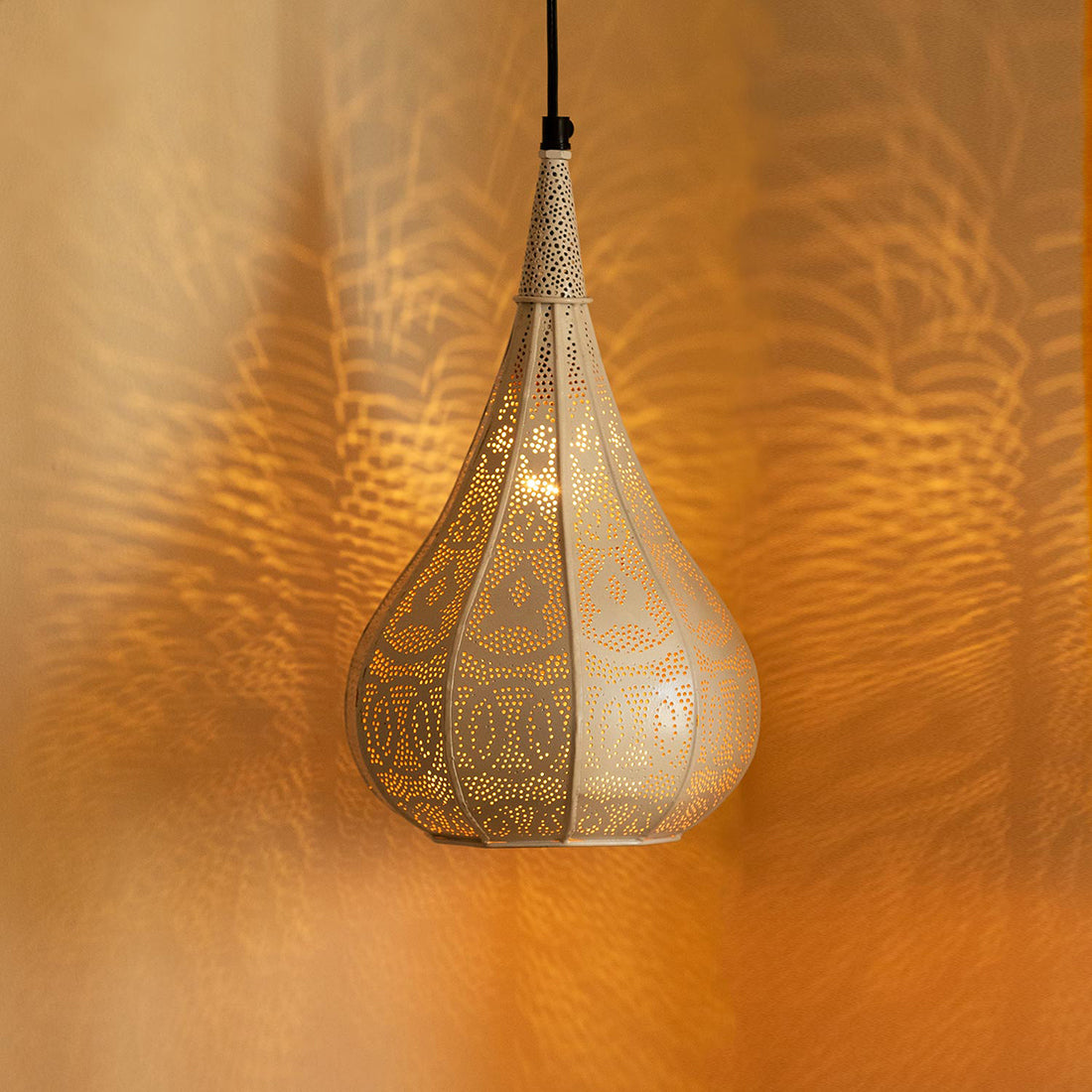 Moroccan Flame' Hand-Etched Hanging Pendant Lamp Shade (13.8 Inches, Iron, Matte Finish)