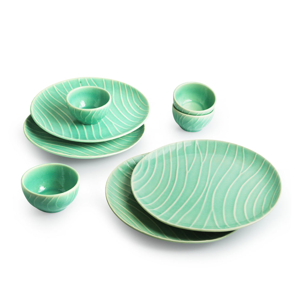 Caribbean Green' Hand Glazed Ceramic Dinner Plates With Dinner Katoris (8 Pieces, Serving for 4, Microwave Safe, Hand-Etched)