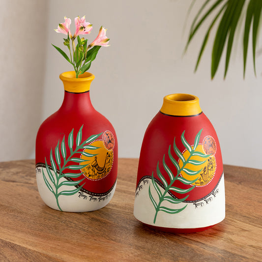 MP_EL-006-178   'Leafy Warli Tales' Hand-Painted Terracotta Vases (Set of 2, Red)