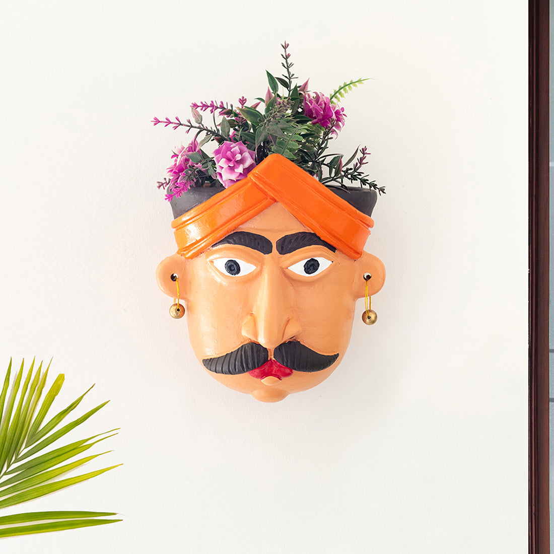 Gardener' Wall Planter Pot In Terracotta (7.2 Inch, Hand-Painted)