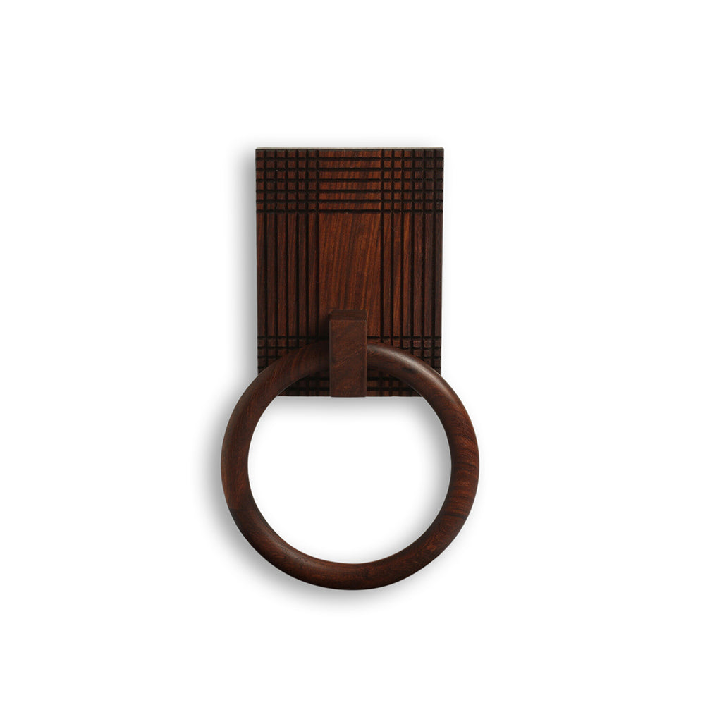 'Checkered Frame' Handcrafted Towel Ring Holder (Sheesham Wood)