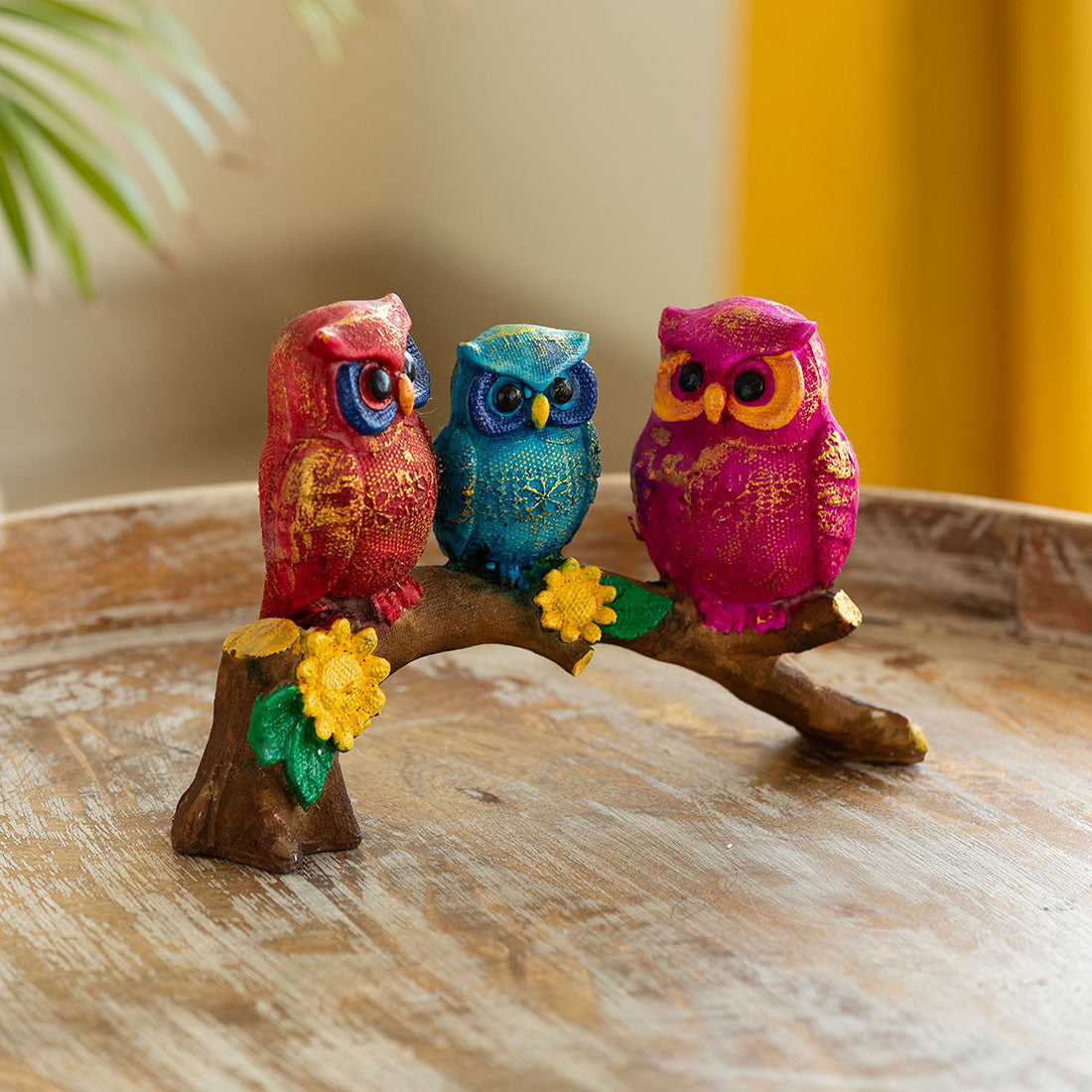 Owl Buddies' Modern Decorative Showpiece Statue (Resin, Handcrafted, 8.5 Inches)