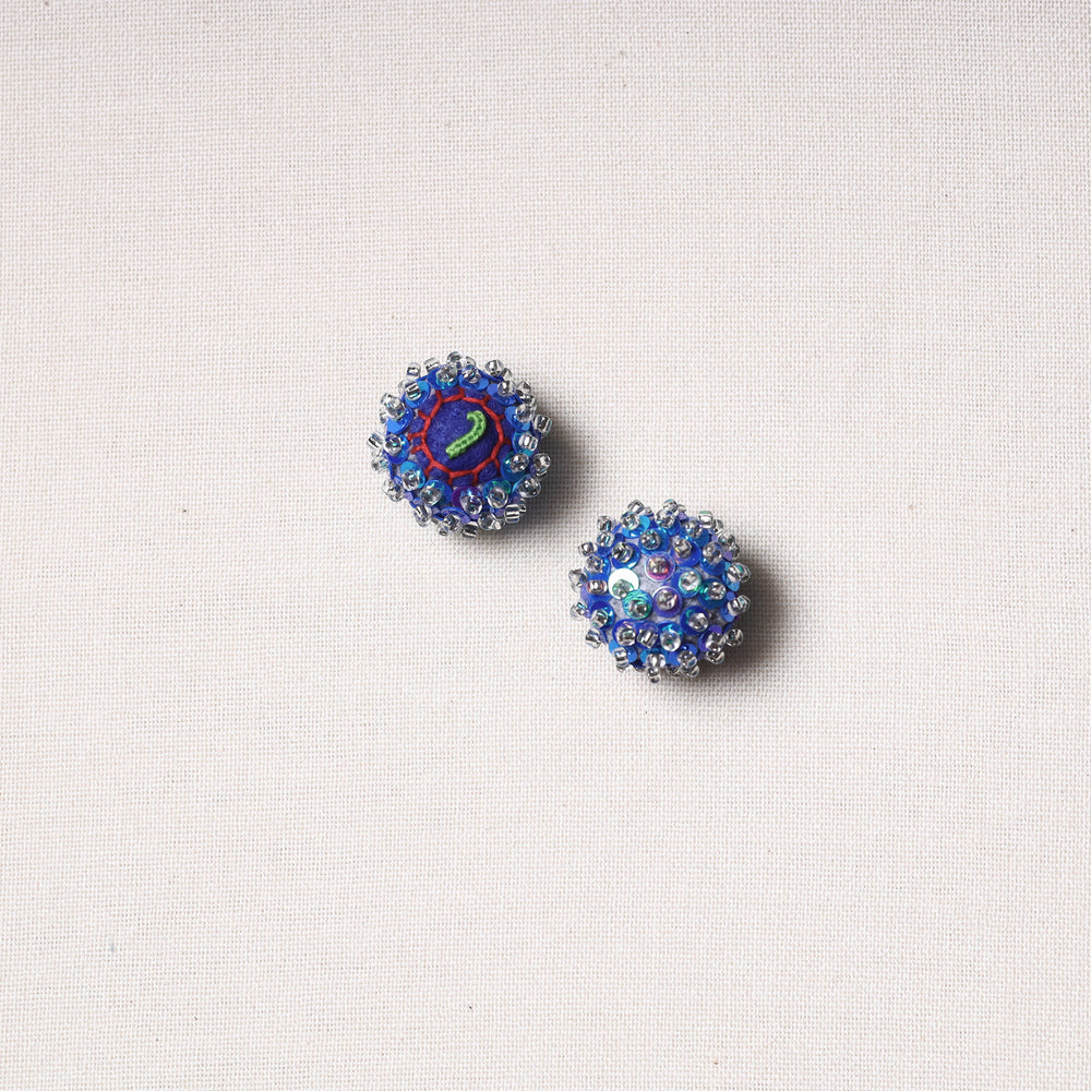 beadwork buttons 