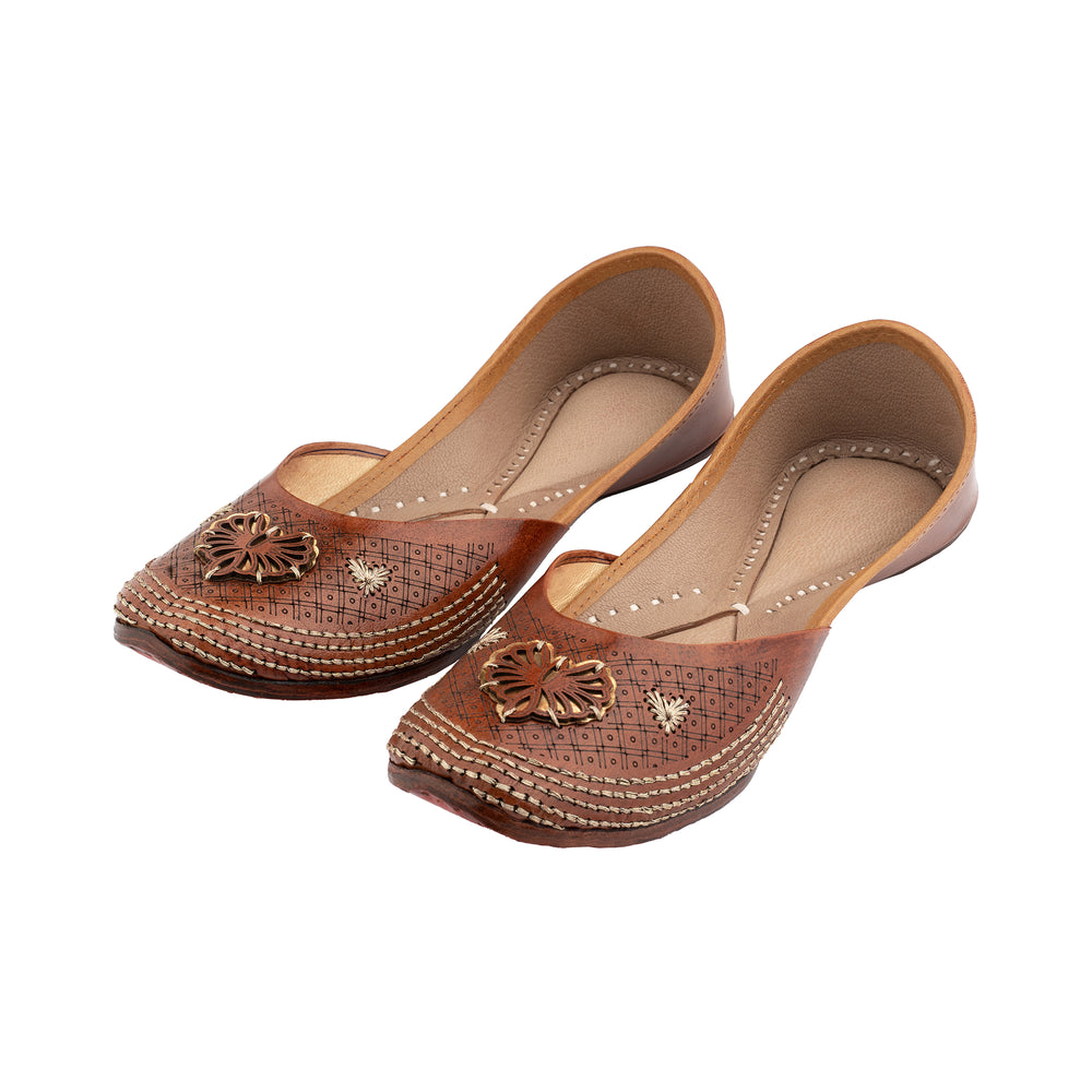 Tan Chicora Women's Kolhapuri Leather Jutti