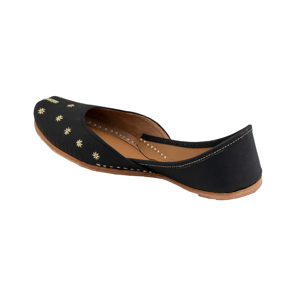 Women's Kolhapuri Leather Jutti