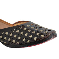 Black Starry Nights Women's Kolhapuri Leather Jutti