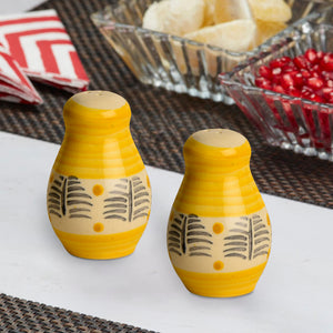 Handpainted Ceramic Salt and Pepper Shaker (Yellow and Black, Set of 2)