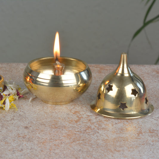 Covered Brass Akhand Jyoti Diya for Pooja (5.5 cm x 5.5 cm x 8 cm , 90 gm)