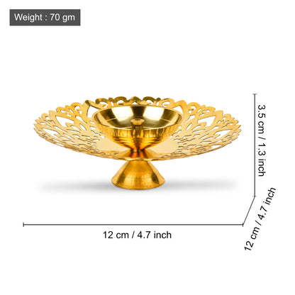 Brass Cutwork Pooja Diya (L x B x H : 12 x 12 x 3.5 cm , Weight : 70 gm)