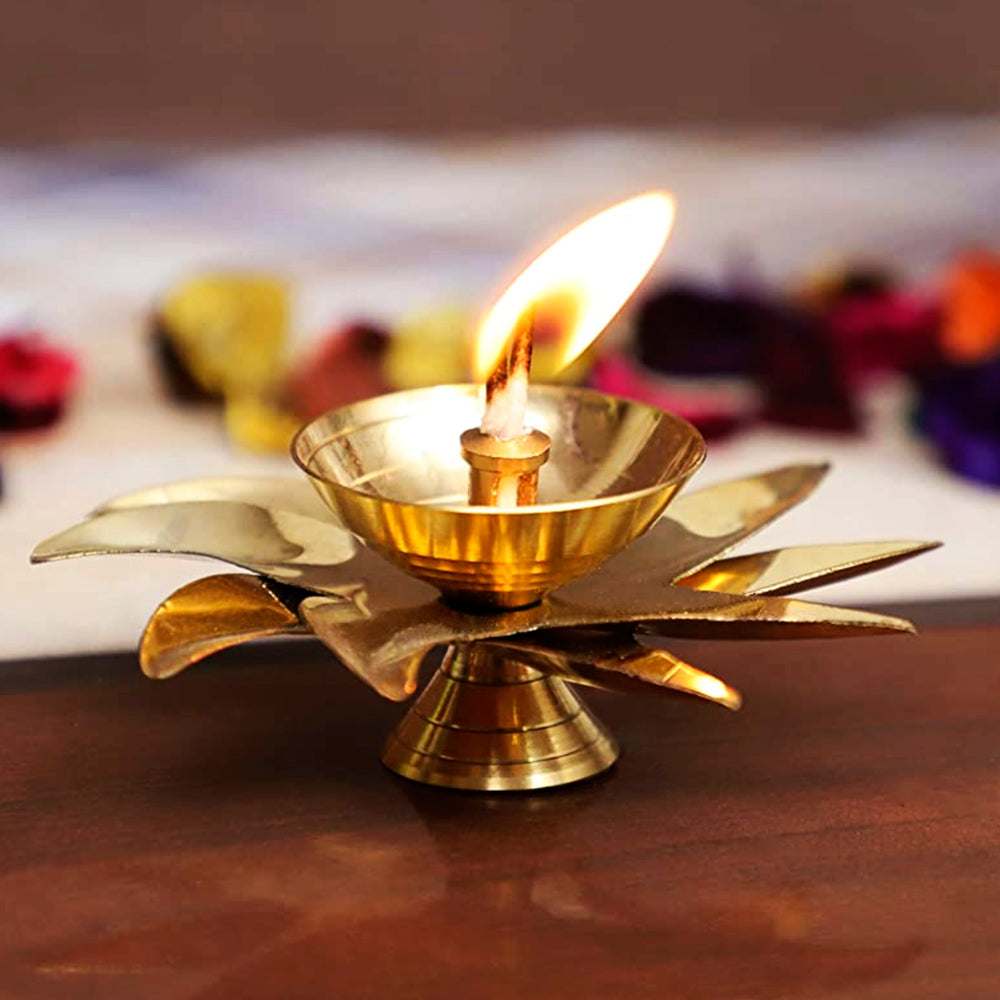 brass diya 