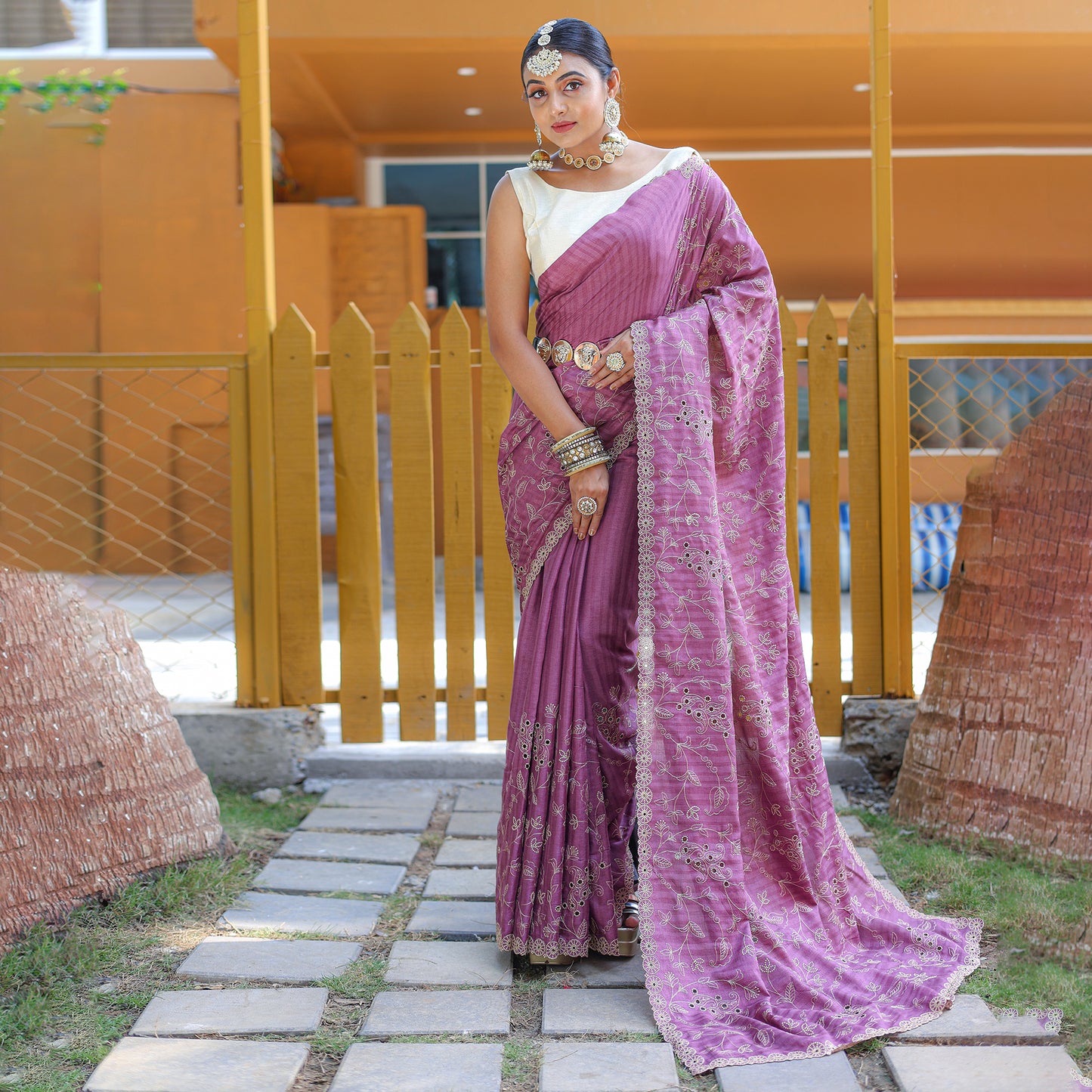 Aaisha Lavender Soft Silk Handwork Saree