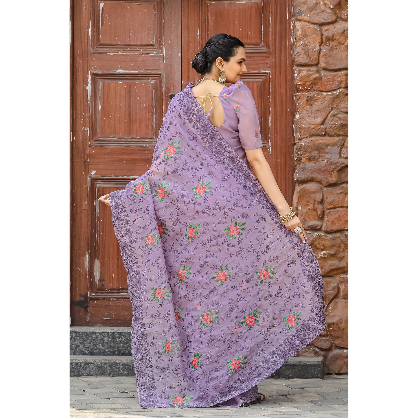 Ankita Lavender Chiffon Handwork Saree