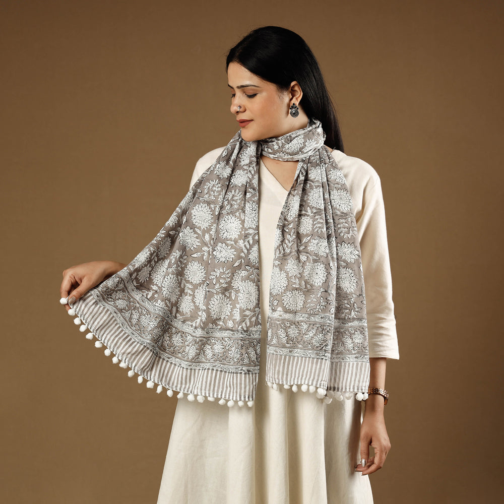 Mughal Buti Grey & White Flowers Sanganeri Block Printed Cotton Stole with Tassels