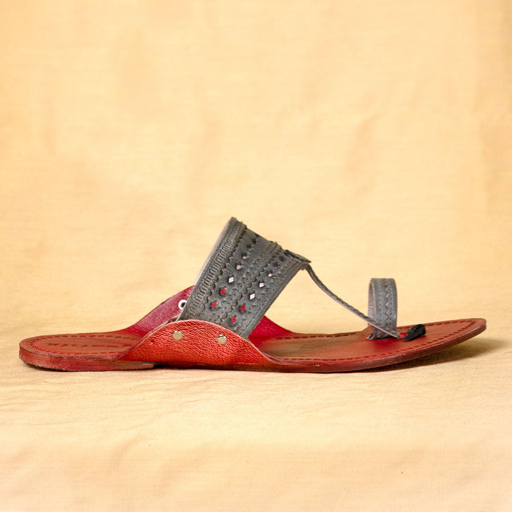 kolhapuri leather slippers