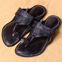 kolhapuri leather slippers