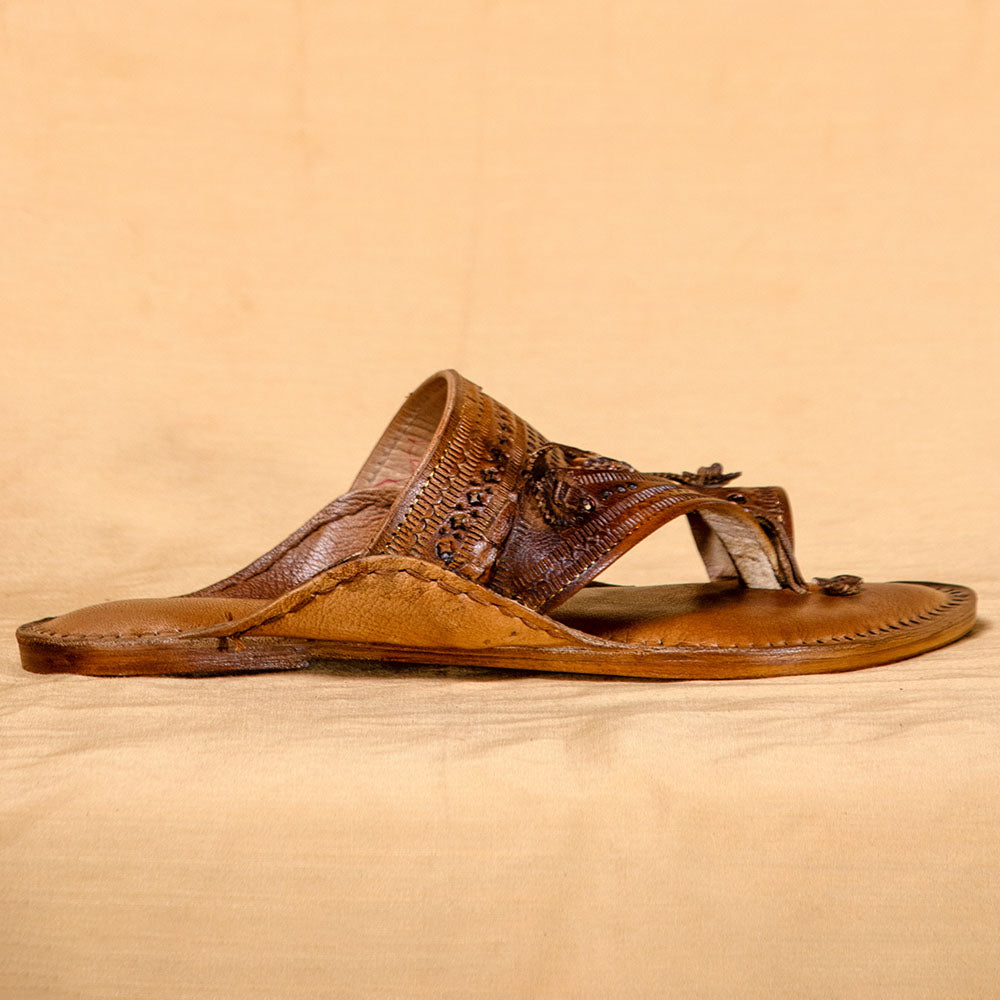 kolhapuri leather slippers