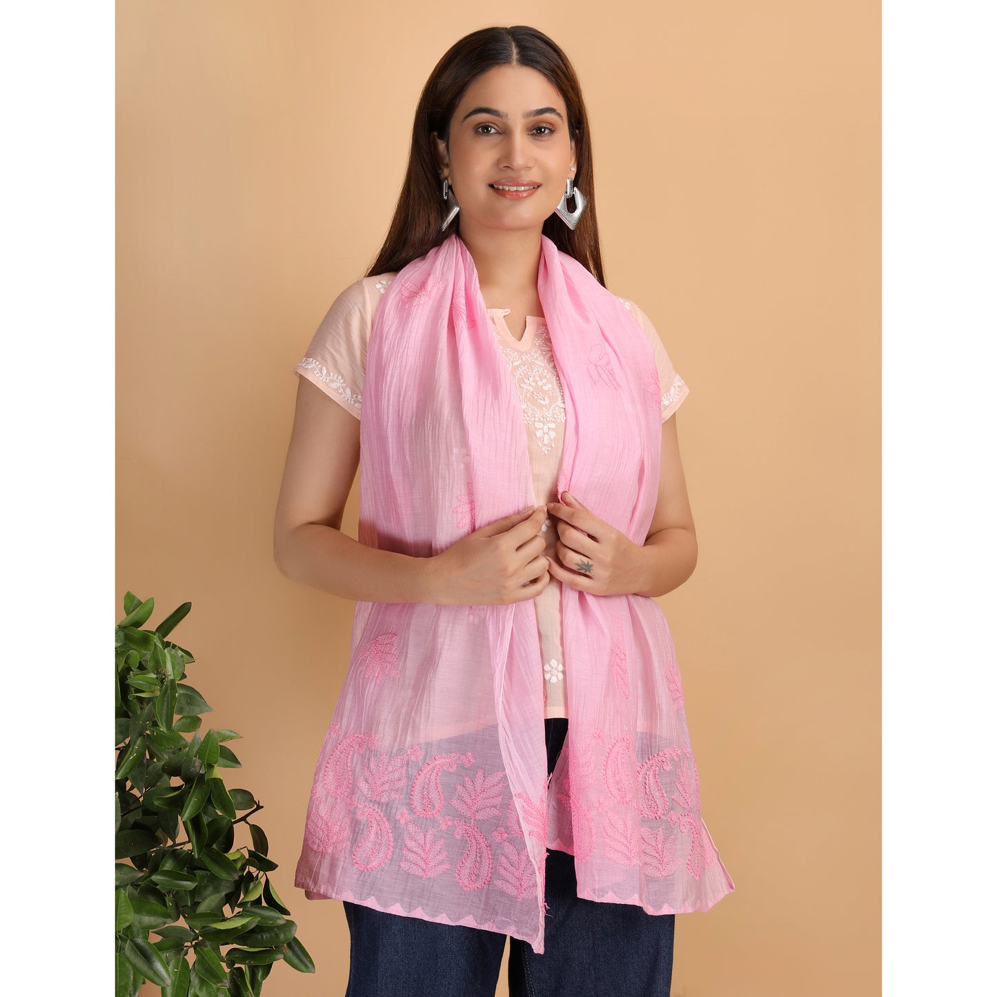 Shwet Women Pink Chikankari Chanderi Stole