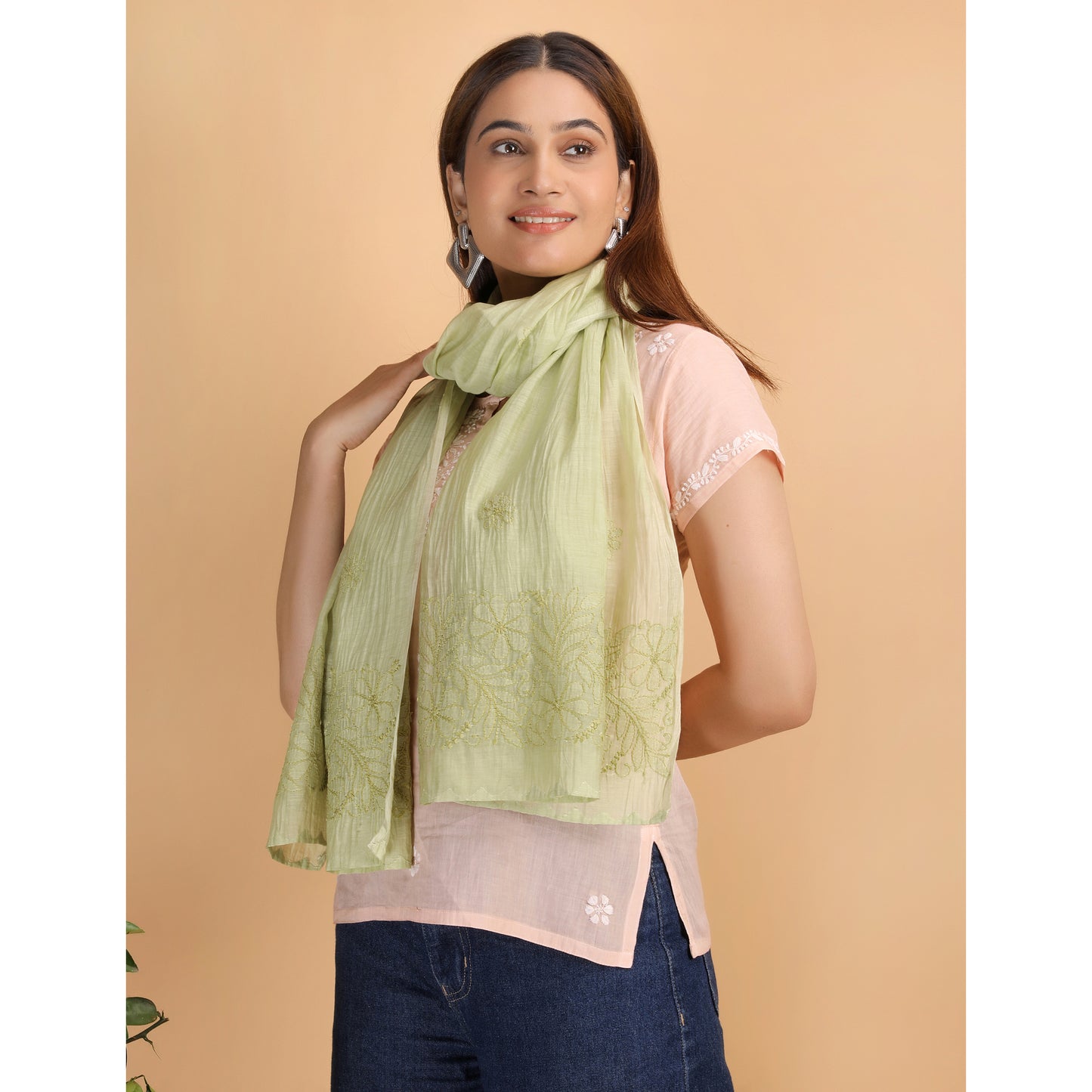 Shwet Women Green Chikankari Chanderi Stole