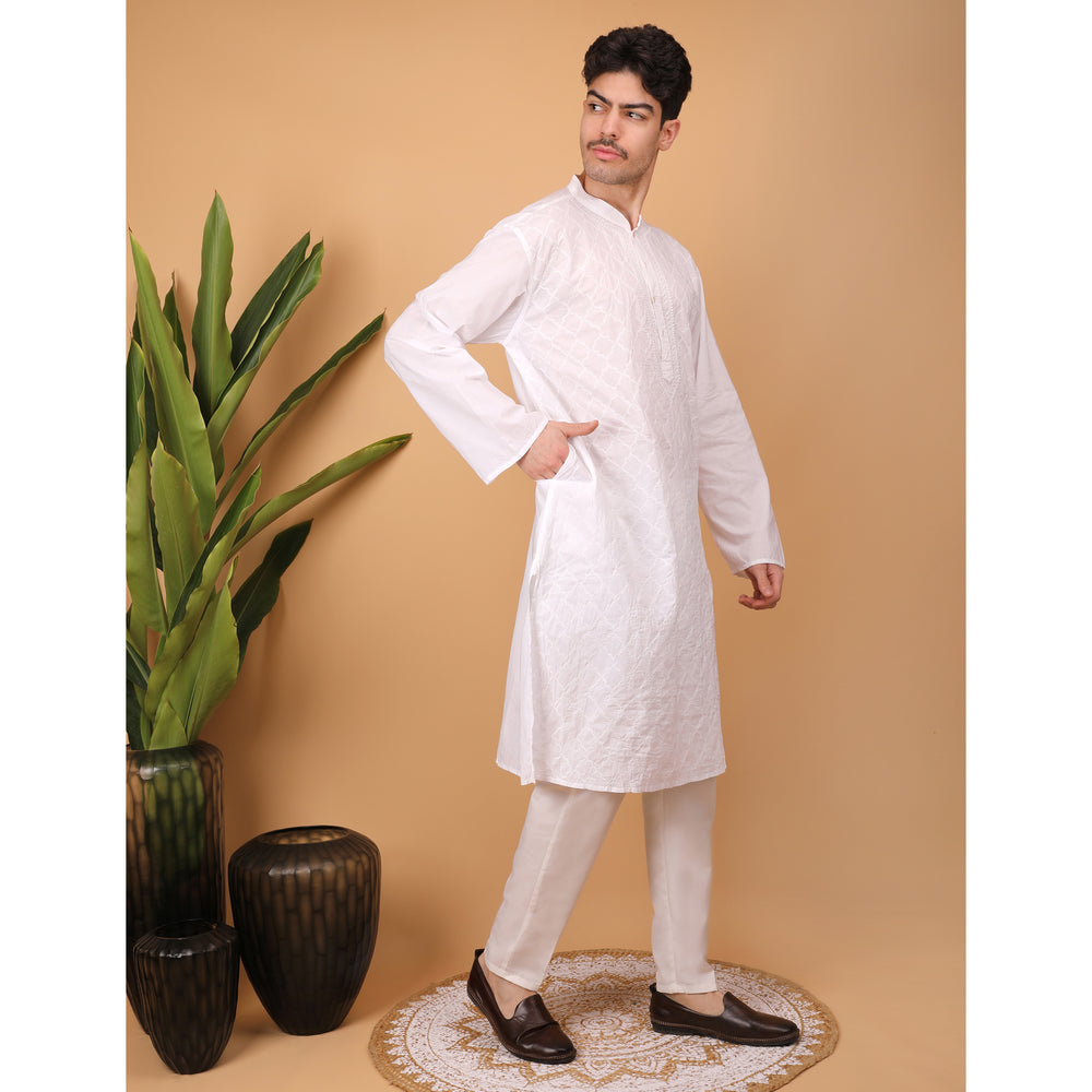 chikankari men kurta