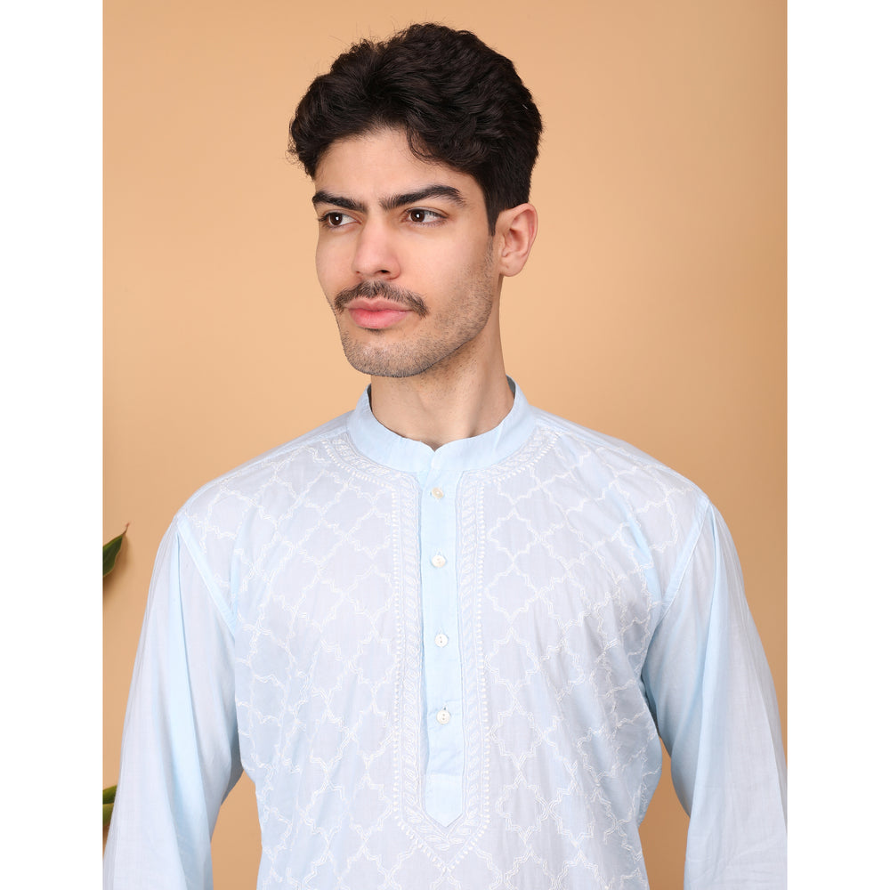 chikankari men kurta