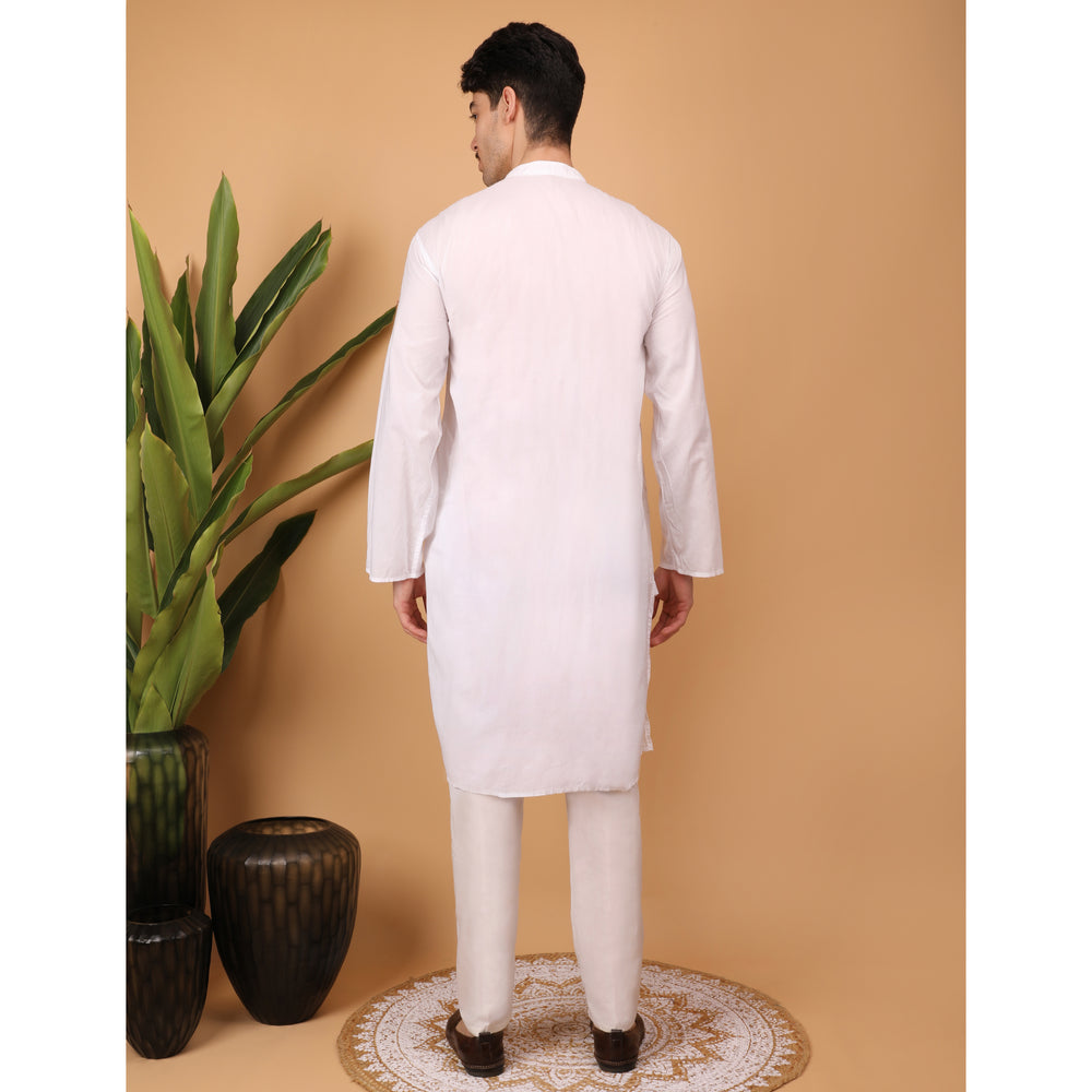 chikankari men kurta