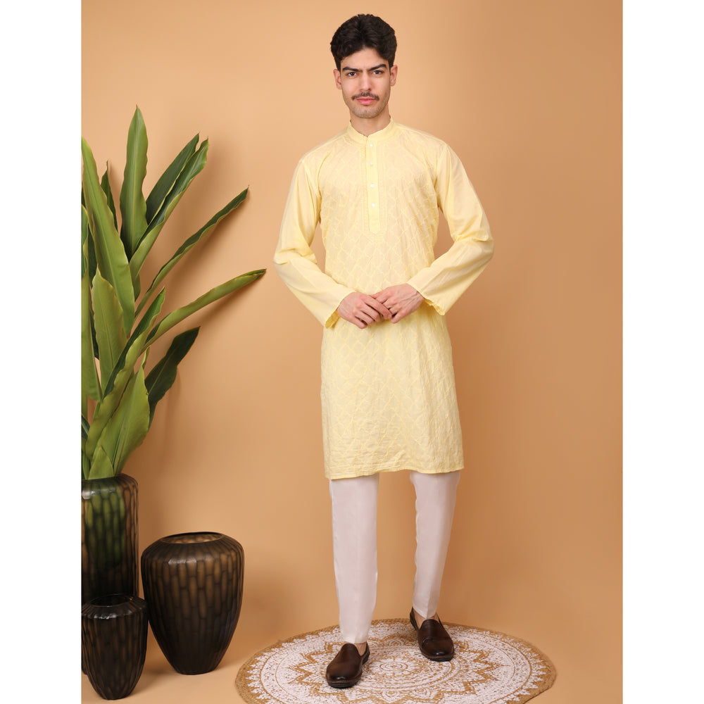 chikankari men kurta