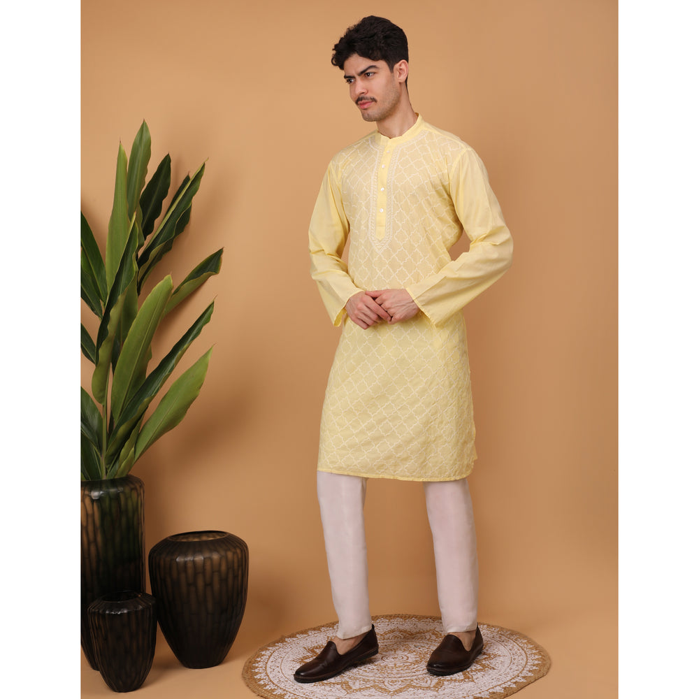 chikankari men kurta