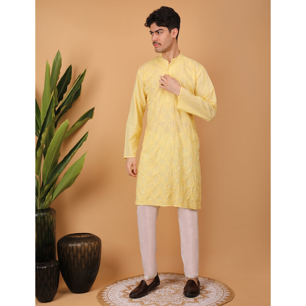 chikankari men kurta