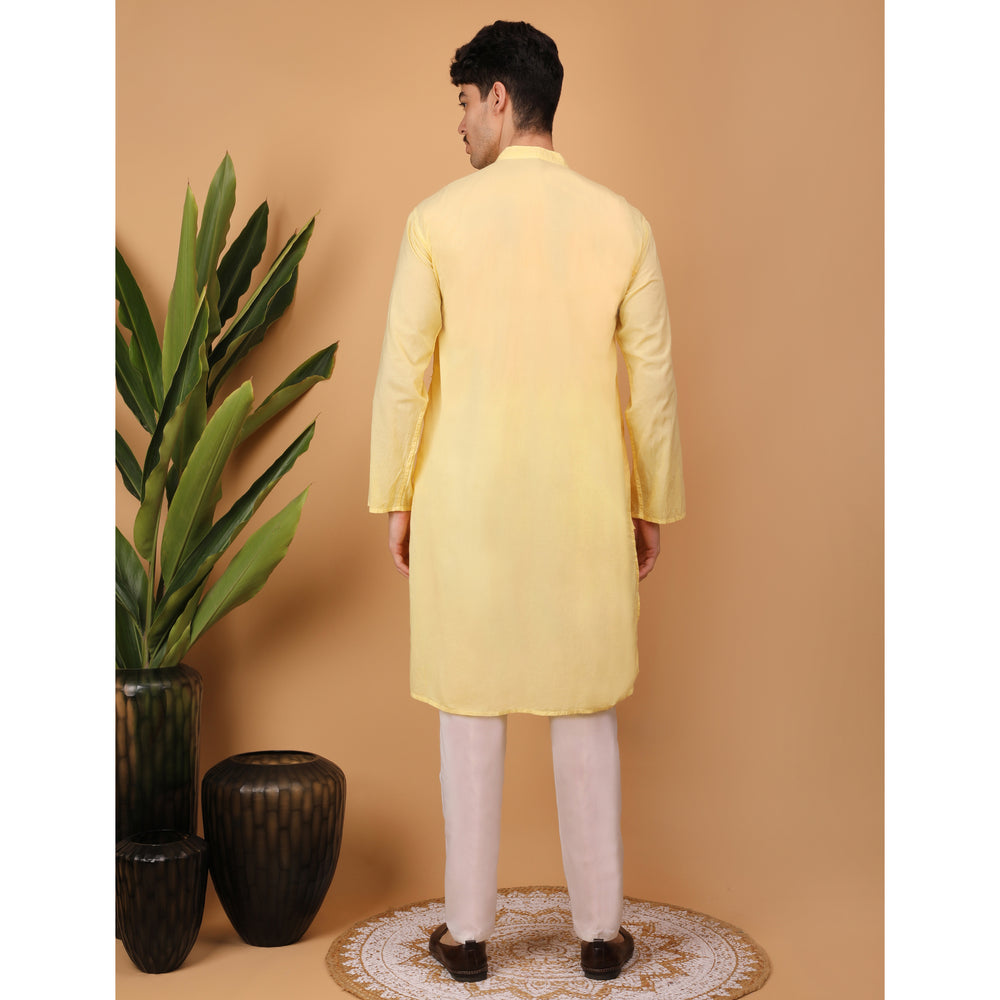 chikankari men kurta