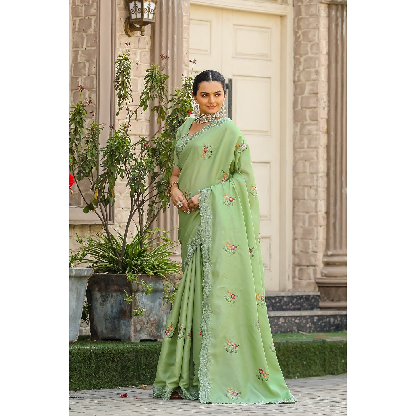 Kiran Pista Tussar Silk Cotton Handwork Saree