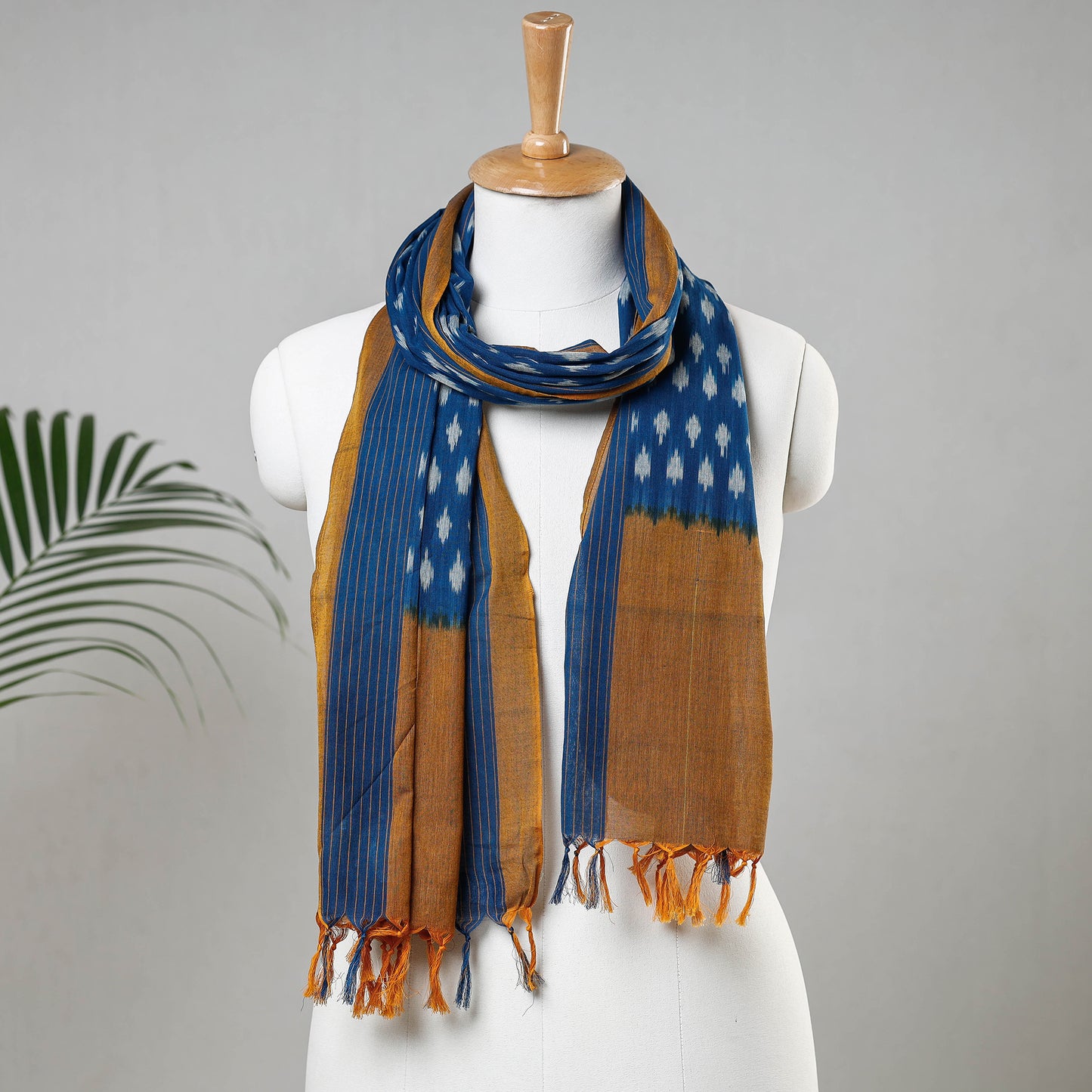 pochampally ikat stole 