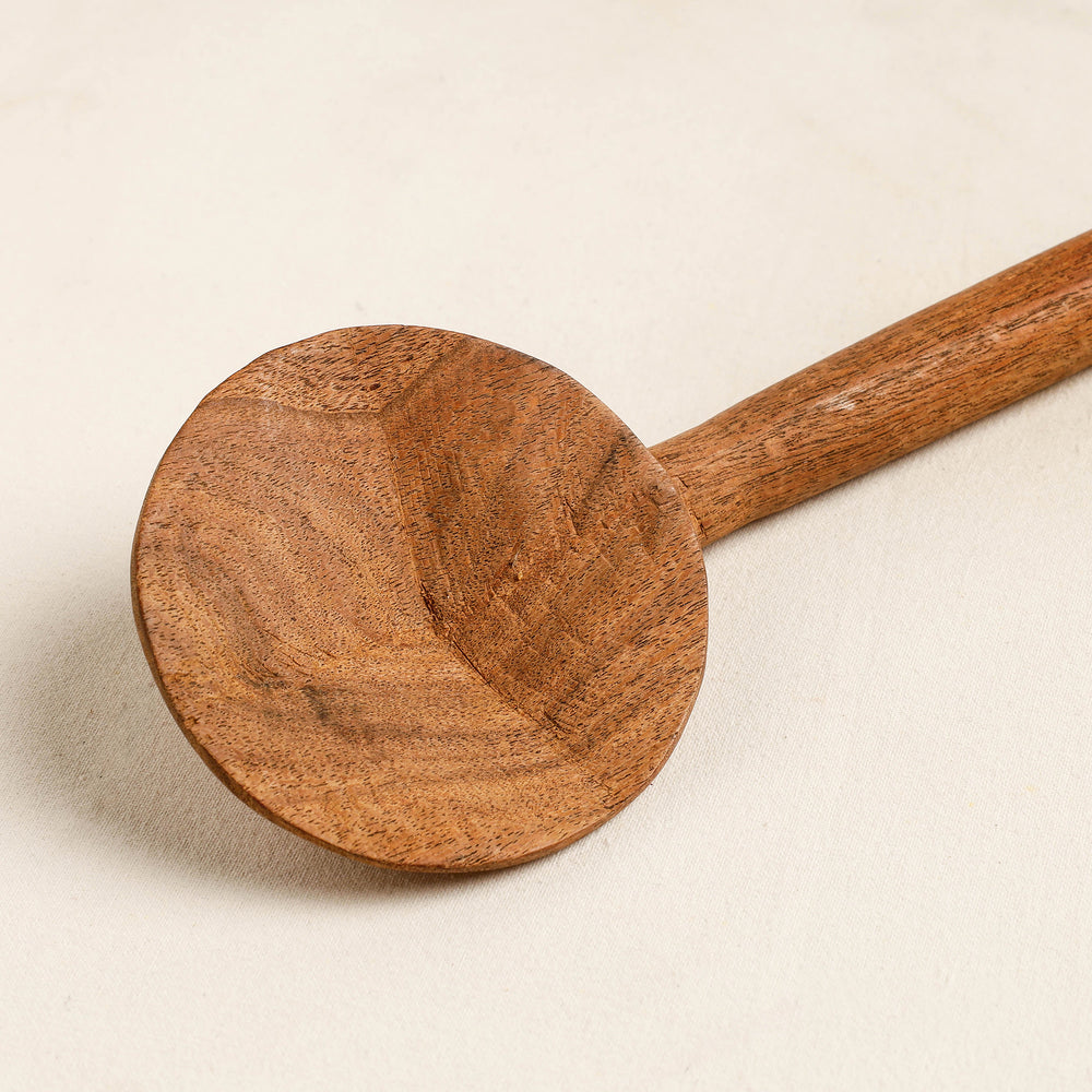 lacquered wooden spoon 