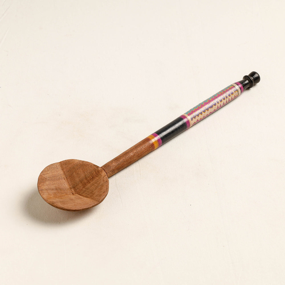 lacquered wooden spoon 