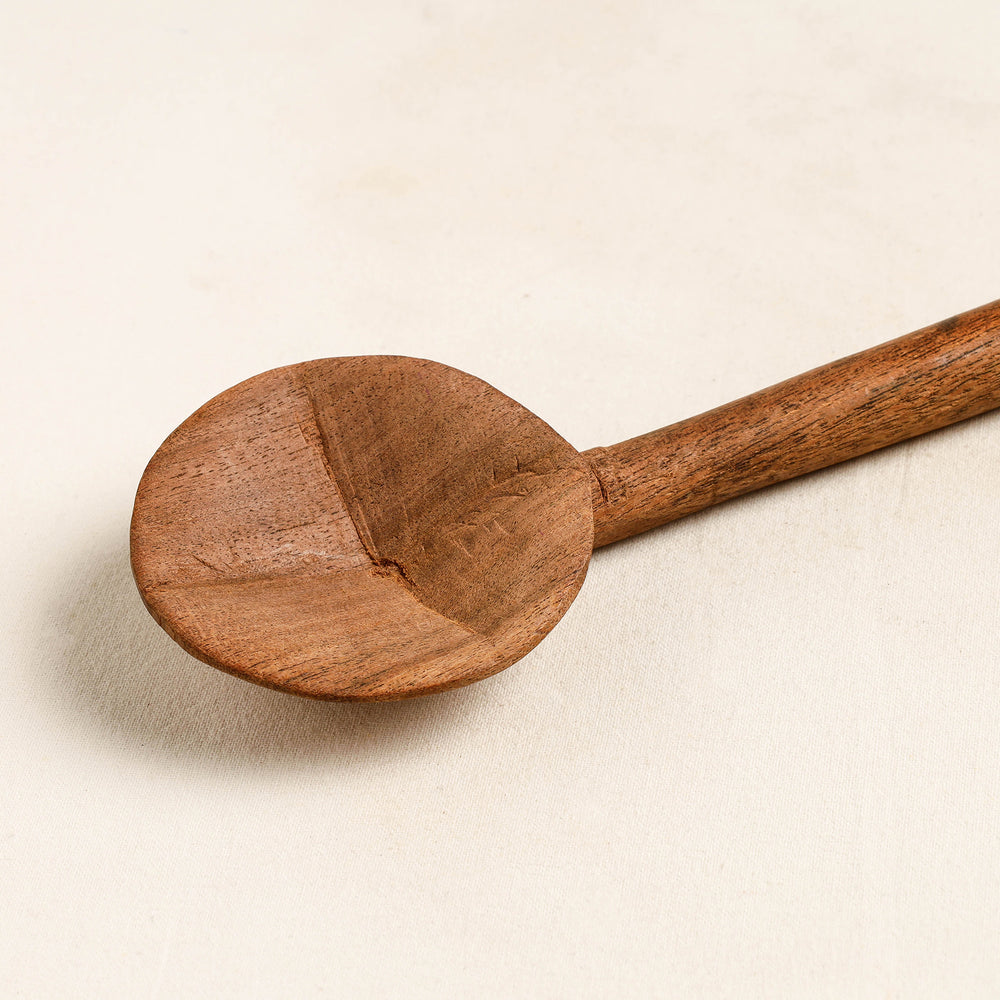 lacquered wooden spoon 