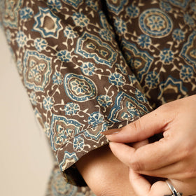 ajrakh crop top