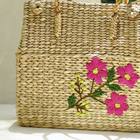 Beige Handcrafted Natural Water Reed Embroidered Shopping Bag